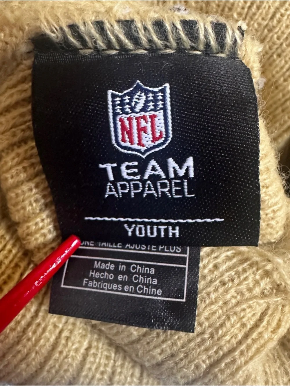 NFL TEAM APPAREL New Orlean Saints Youth Beanie hat One Size Fits most NWT